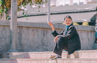 铿锵玫瑰，装备方队唯一女教头的超帅风采