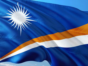 东部战区坚定回应美英军舰过航台湾海峡，维护国家主权，捍卫领土完整